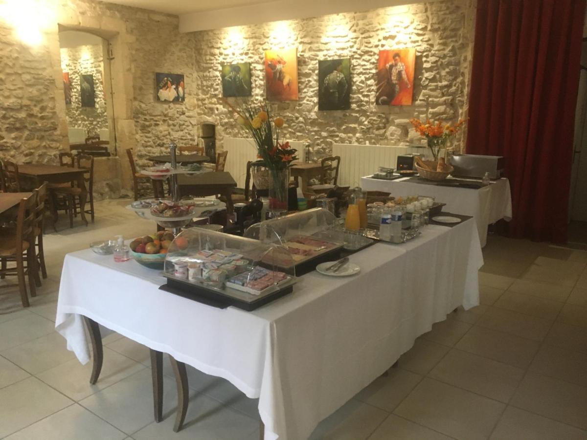 Hostellerie De La Source Arles Ngoại thất bức ảnh