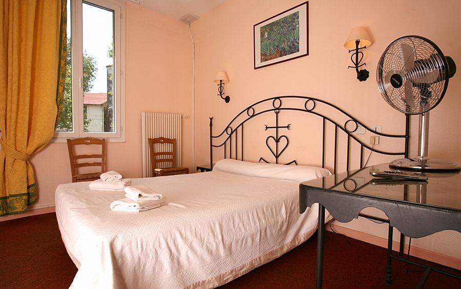 Hostellerie De La Source Arles Ngoại thất bức ảnh